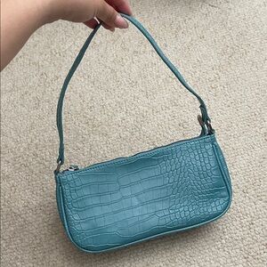 Elegant Blue Crocodile-Embossed Women's Bag